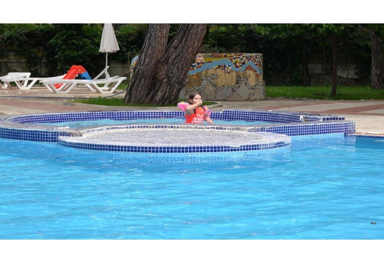 Festival Nature Hotel 케메르 외부 사진
