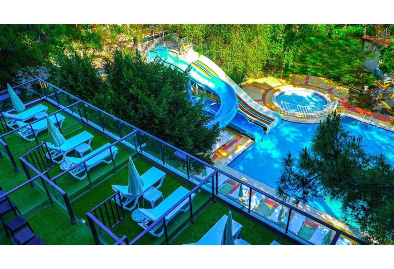 Festival Nature Hotel 케메르 외부 사진